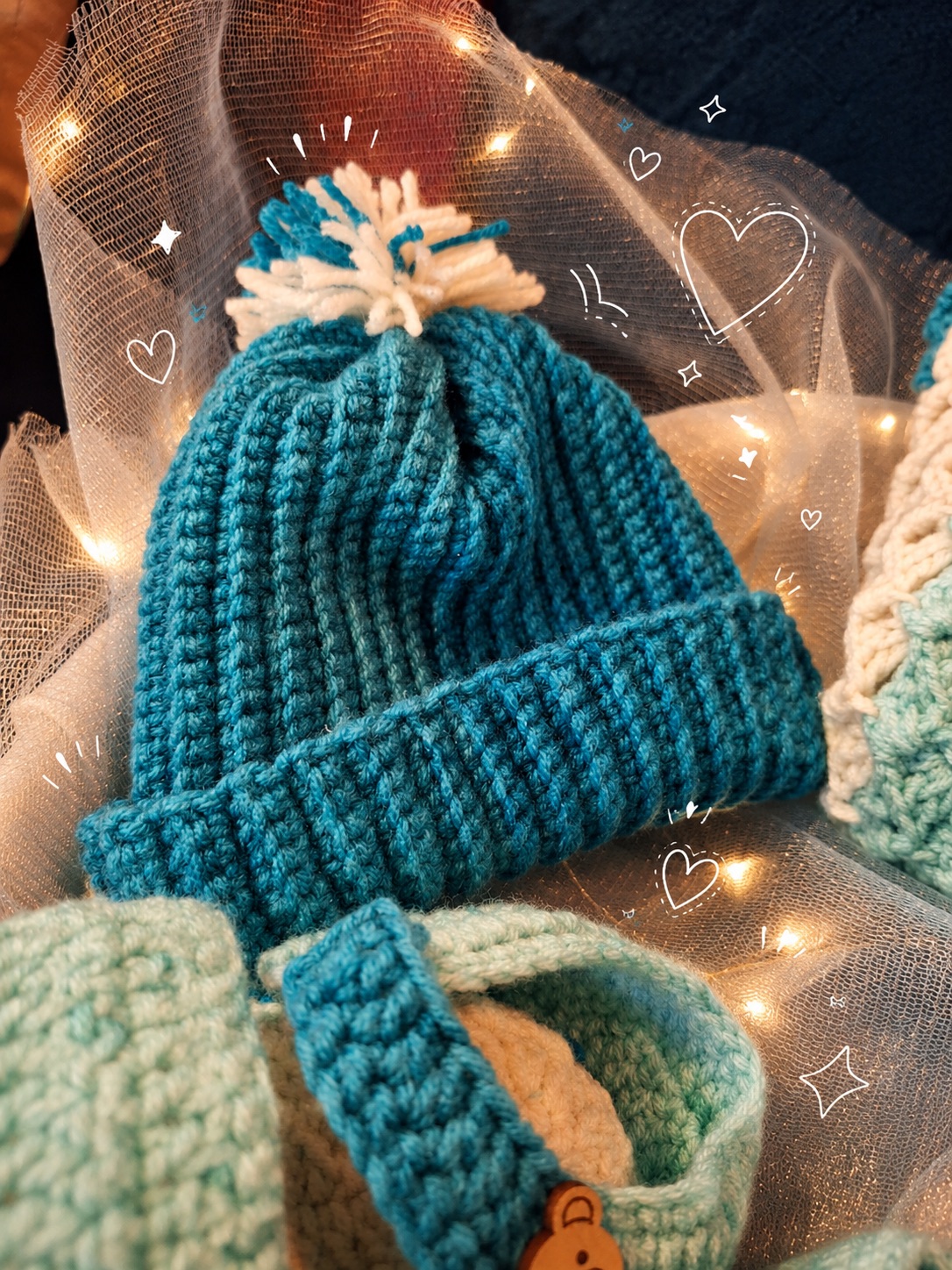 Baby set alternate view